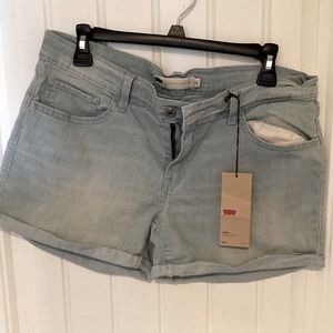 Levi’s Shorts